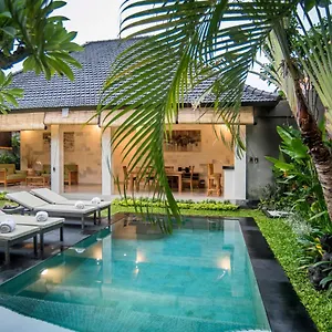 Sandi Agung Bidadari Seminyak (Bali)